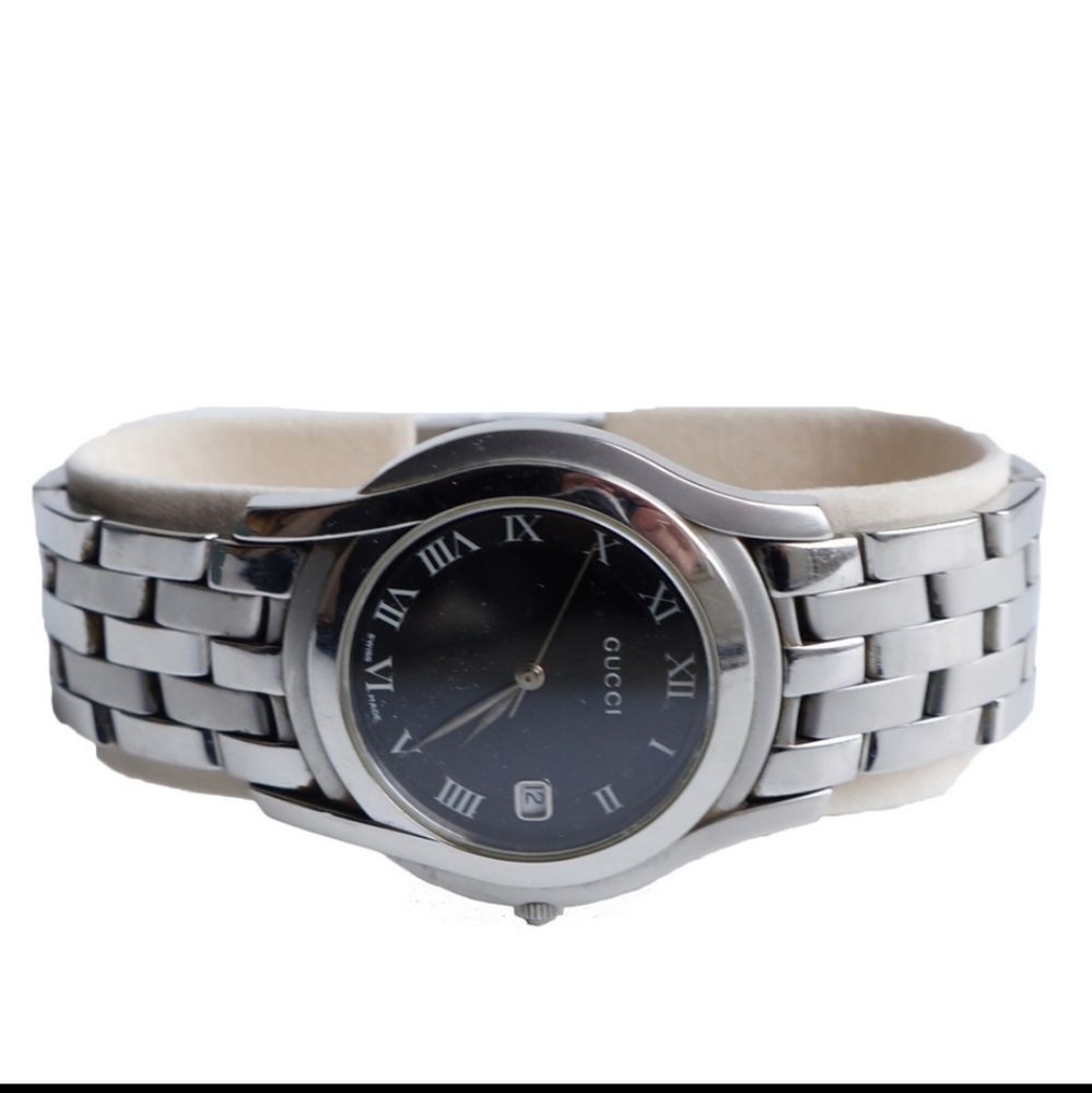 GUCCI 5500 SERIES STAINLESS STEEL BRACELET WATCH